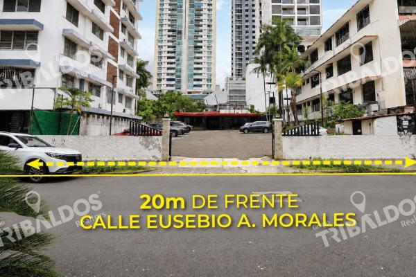 Venta de terreno comercial en el cangrejo con zonificación zm7