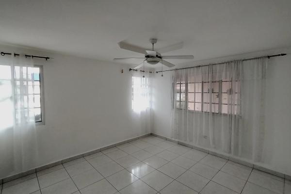 Sale of townhouse in villa cáceres
