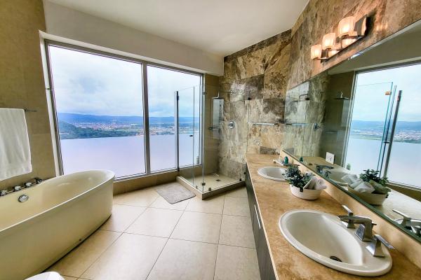 Venta de apartamento en p.h rivage, avenida balboa