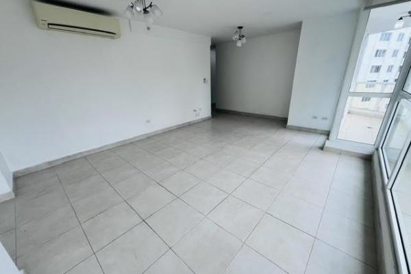 Se vende o alquila apartamento en elmare 700