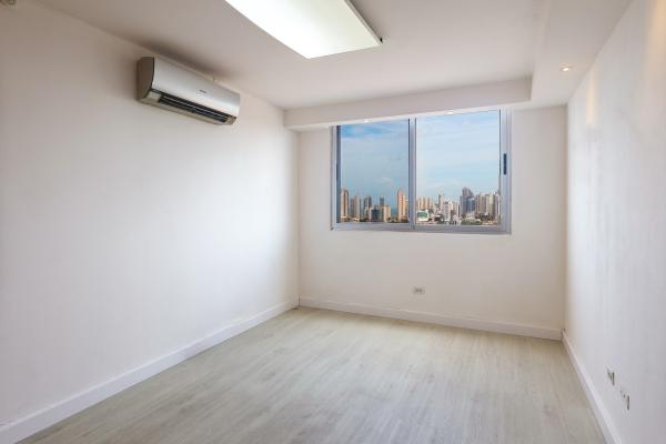 Venta de penthouse en ph parque lefevre sky