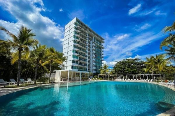 Se vende apartamento en punta barco, san carlos