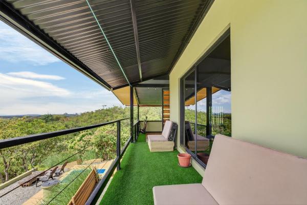 Ocean view home for sale in altos de malena torio
