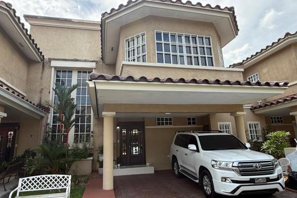 Casa en dorado lakes