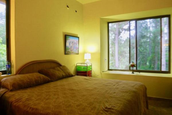 Casita de montaña y gran terreno
