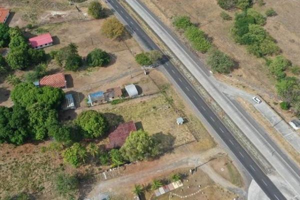 Land in bejuco next to queso mil