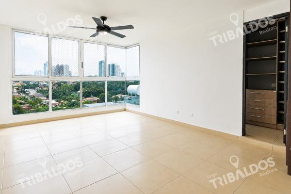 Venta de apartamento en la loma p.h innova tower