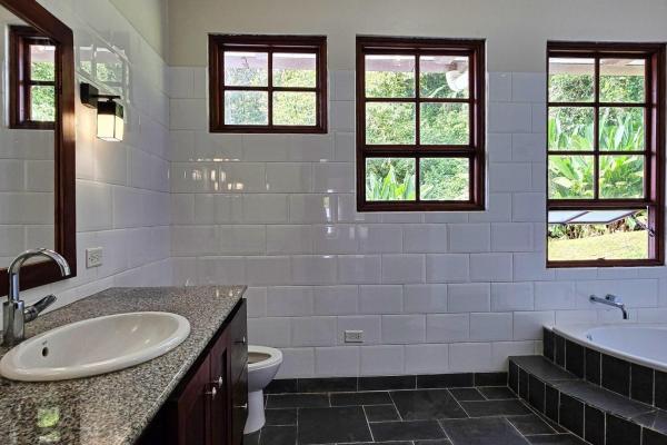 Luxury mountain estate in volcan, tisingal