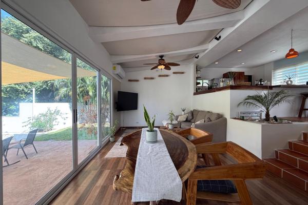 Casa privada con piscina y amplio terreno en coronado