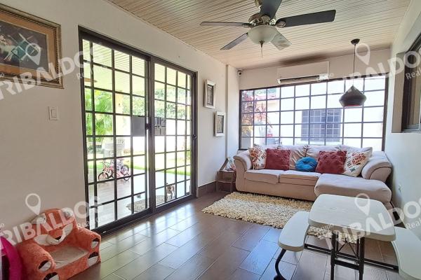 Sale of family house in ph sunset hills, costa verde