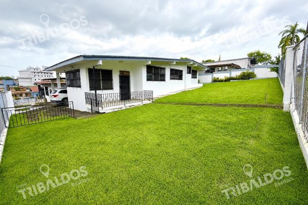 House for sale in bethania, commercial area
