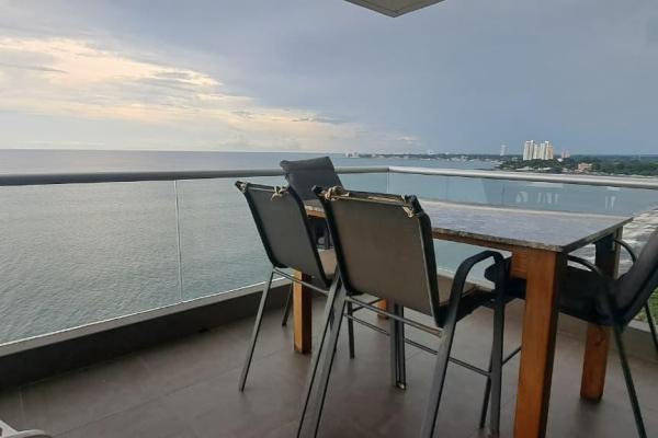 Apartamento de 174 m² en planta alta frente a la playa en ph biltmore