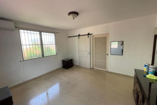 Venta de casa dos pisos con elevador en la loma (hato pintado)