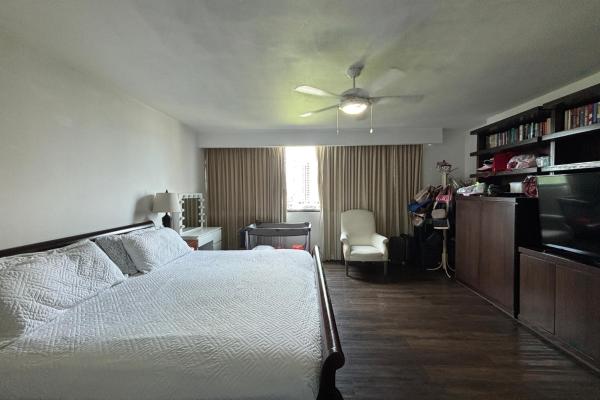 Modern apartment in altos del golf