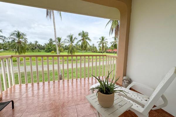 Condominio amueblado de 2 habitaciones en venta
