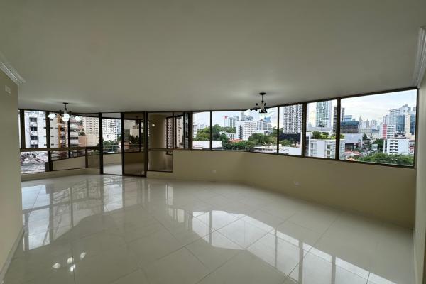 Apartment for sale at marbella