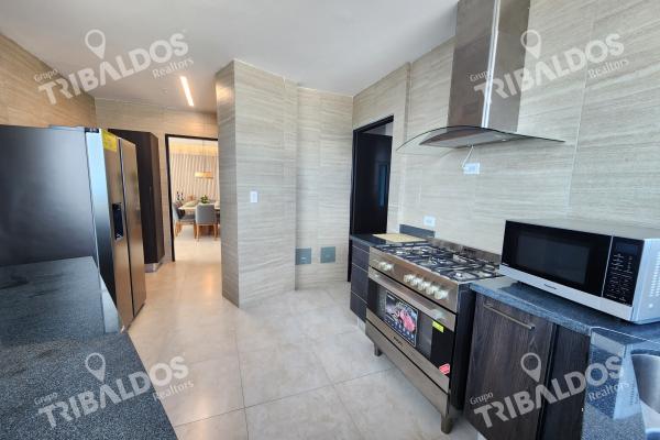 Venta de apartamento en ocean waves nueva gorgona