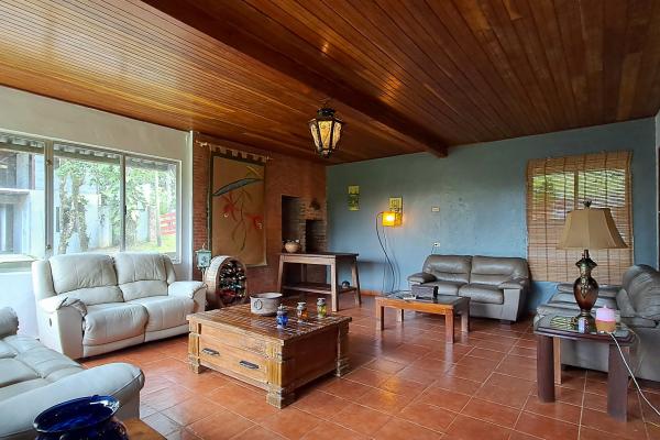Venta de casa en cerro azul, residencial altos de cerro azul