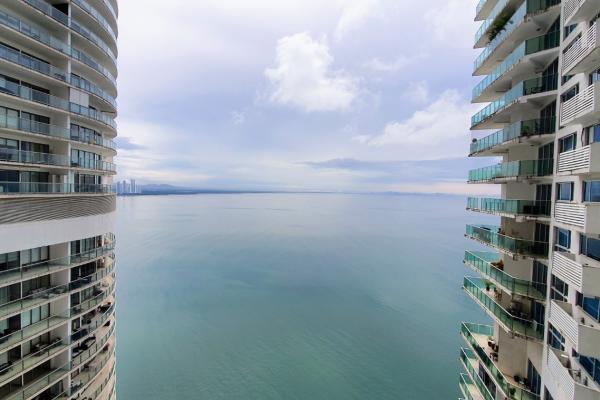 Venta de apartamento en ph oasis on the bay, punta pacífica