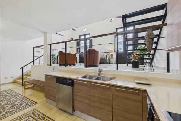 El refugio del narrador: un loft romántico de 3 niveles
