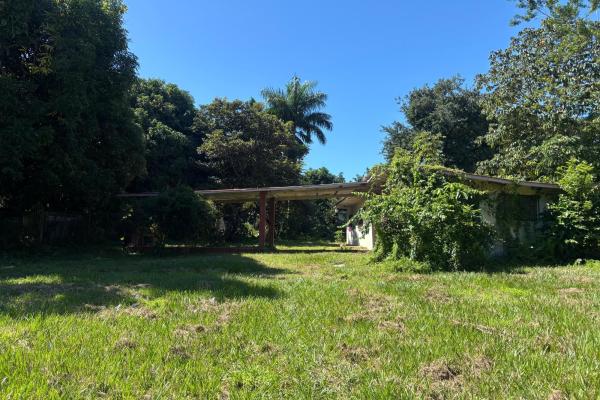 Venta de propiedad, terreno en coronado