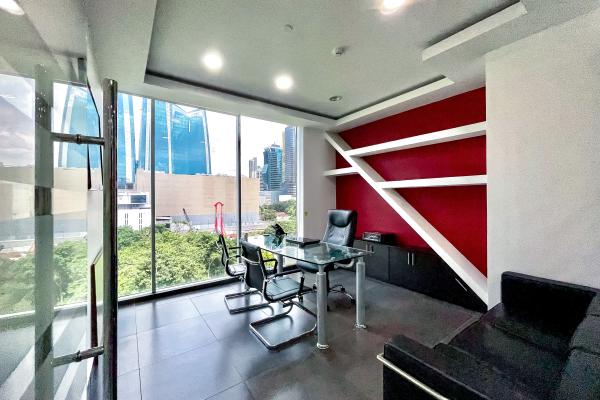 Office for sale in office one, obarrio