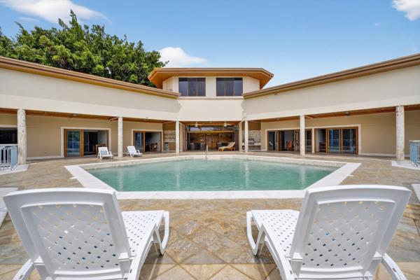 Oportunidad de hotel boutique en hermosa bay, boca chica