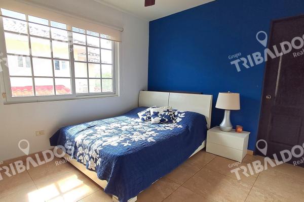 Venta de casa en villa valencia, costa sur con paneles solares