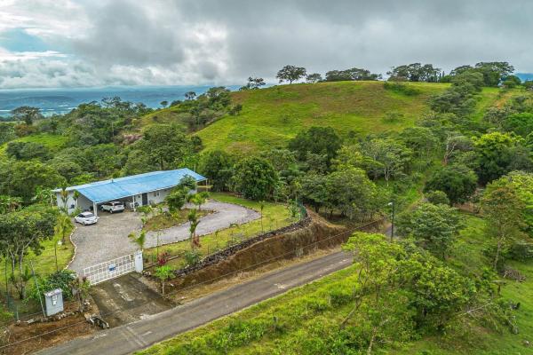 Sea view home with 2 bedroom