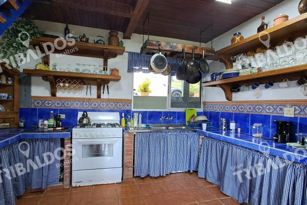 Venta de casa en cerro azul, residencial altos de cerro azul