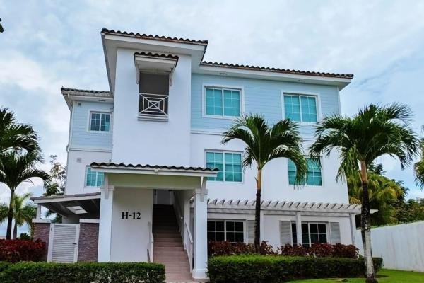 For sale apartment ground floor bijao howard 12