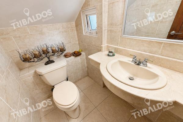 House for sale in costa dorada, costa del este