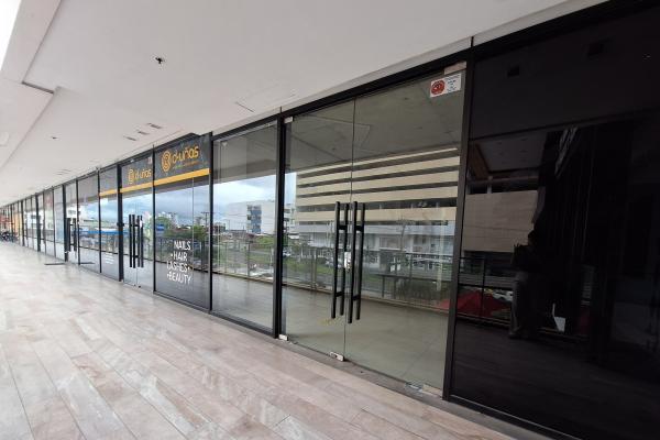 Alquiler de local comercial en ph liberty plaza