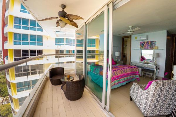 Apartamento frente al mar en playa serena nueva gorgona panamá