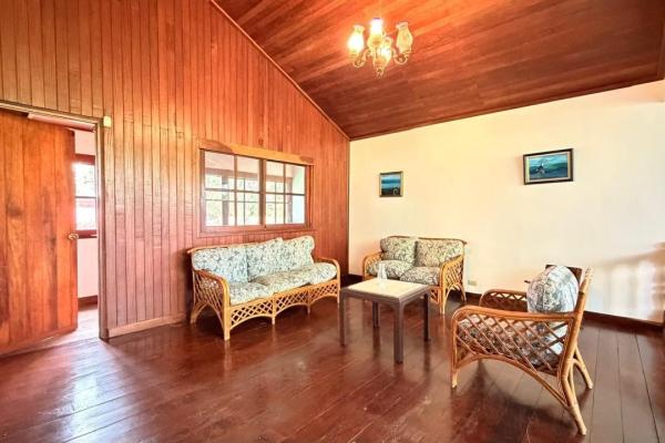 Se vende casa en altos de cerro azul