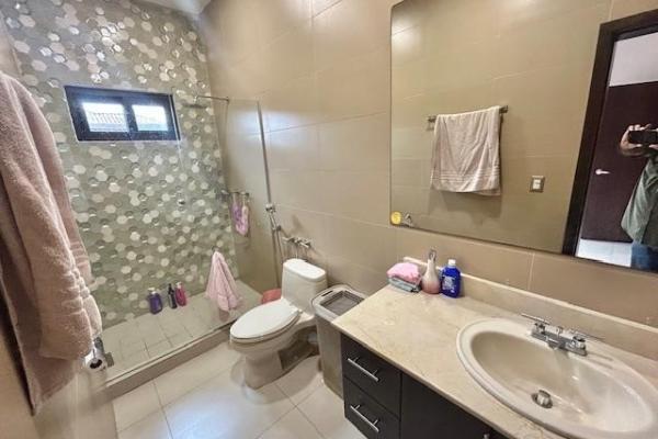 Spectacular house for sale in sunset coast