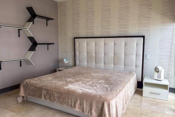Apartamento en planta alta en punta pacífica, panamá