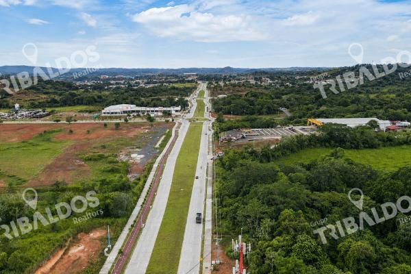 Se alquila terreno industrial 3.2 hectareas con galera en vacamonte