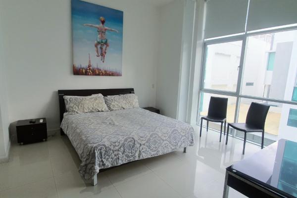Venta casa en altos del golf con piscina propia
