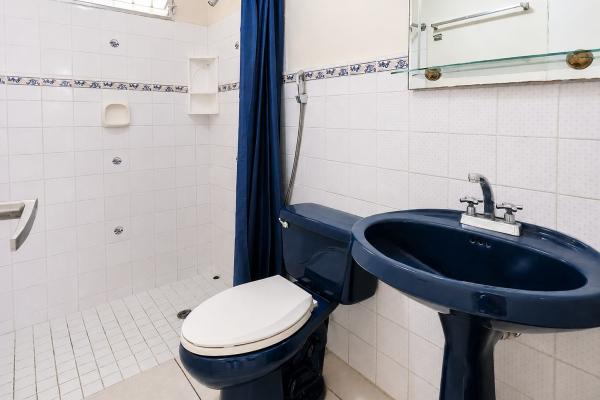 House for sale in brisas del golf
