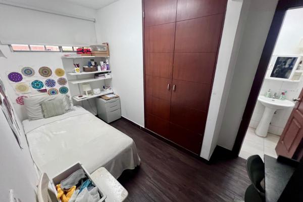 Vendo casa unifamiliar en ph castel novo – espaciosa y lista para ocupar
