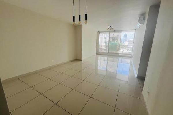 Se alquila hermoso apartamento en obarrio