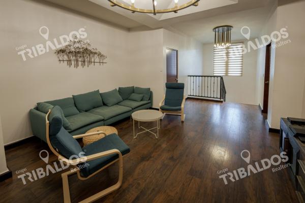 Venta de casa en ph embassy club, clayton