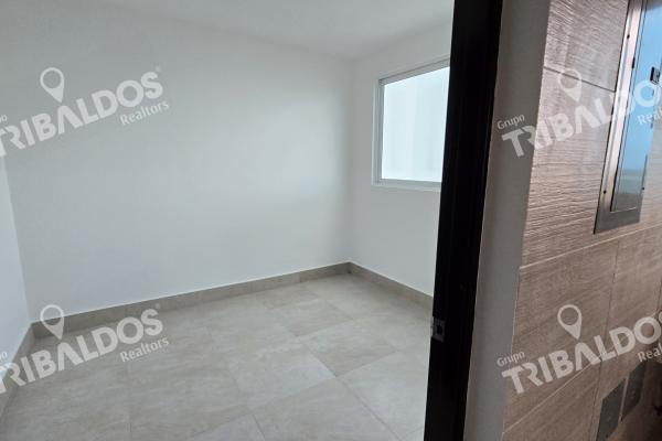 Sale of apartment in ocean waves nueva gorgona