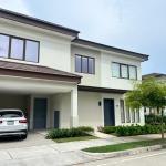 Casa en alquiler en the woods santa maría