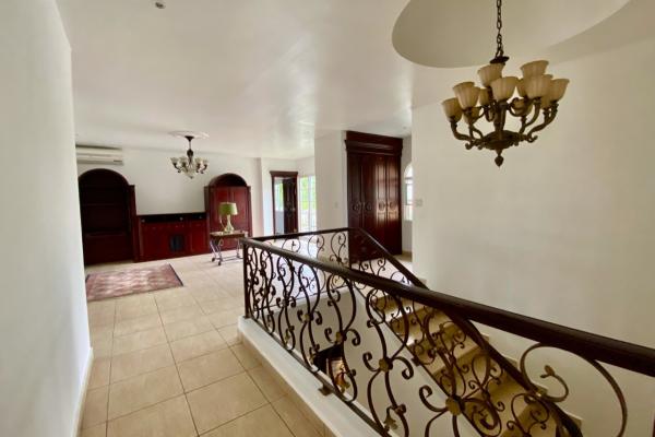 House for sale in golden coast, east coast