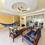 En venta casa duplex brisas de gol, con piscina y terraza