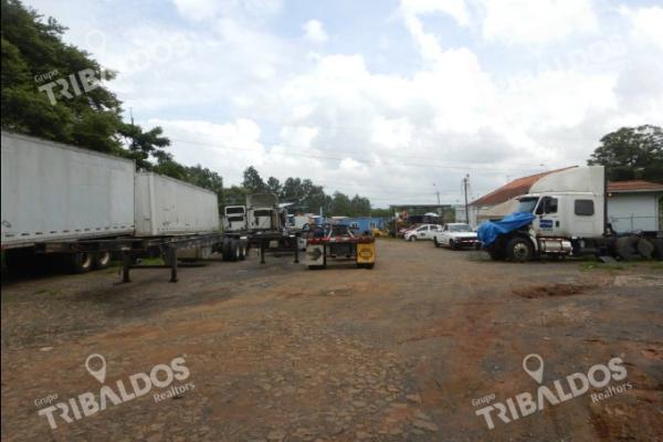 Sale of land in arraiján