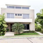 Venta de casa en ph villa sur, costa sur