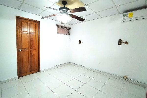 Sale of townhouse in villa cáceres